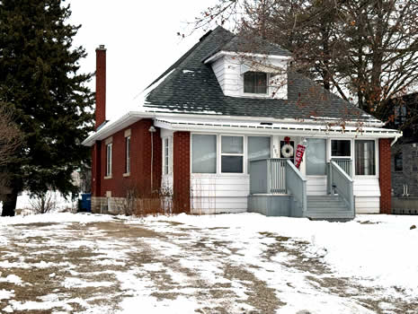 Second bungalow purchased directly by Home Flippers in Guelph, Ontario